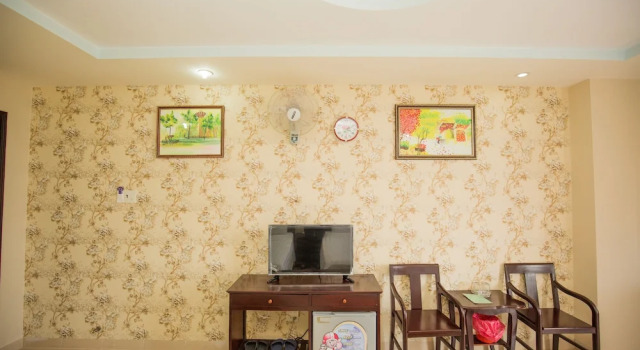 Семейный номер Standard с балконом и с видом на город Remi hotel