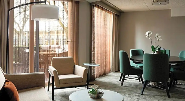 Люкс Lincolnshire Marriott Resort