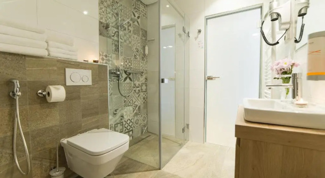 Четырёхместный номер Comfort Garni hotel Castle Bridge