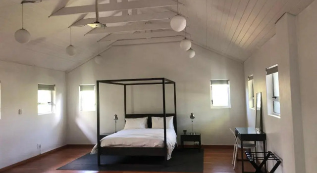 Студия Superior Ten Stirling B&B