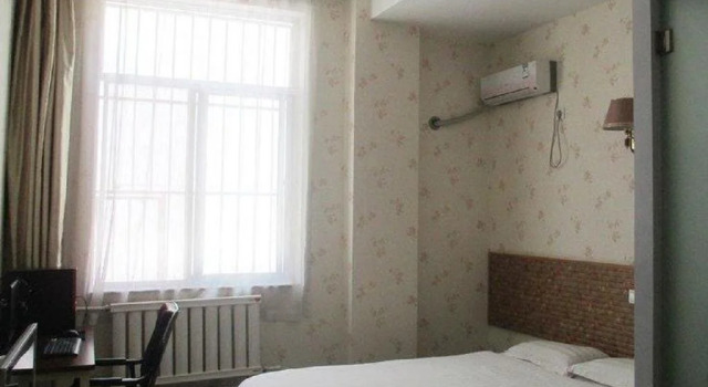 Yinchuan Zhengyang Express Inn, Reservar Hotel Hotéis em Jinfeng com estacionamento, Estacionamento