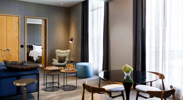 Renaissance Reno Downtown Hotel & Spa