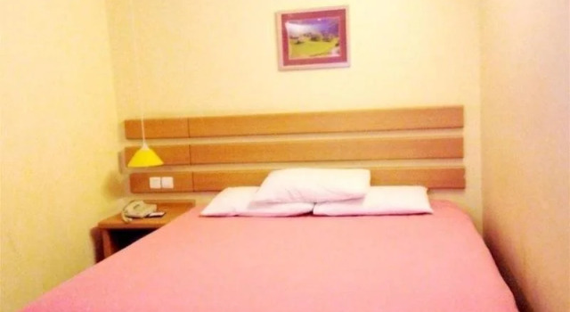Home Inn (Guangzhou Guangdong University of Foreign Studies Baiyun Avenue), 予約 ホテル 広州市 広州市