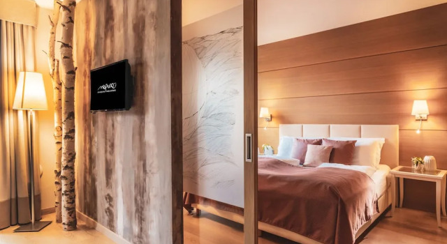 Люкс с видом на закат Art & Design Hotel Napura