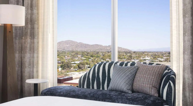 Номер Standard с видом на горы Caesars Republic Scottsdale, a Hilton Hotel