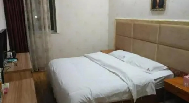 Yueyuan Holiday Hotel, Varaa Hotelli Hotellit Sichuan pysäköinnillä, Pysäköinti