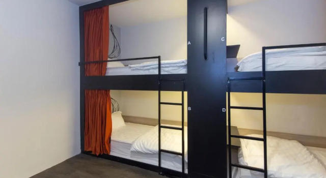 Кровать в общем номере Kitez Hotel & Bunkz - Hostel