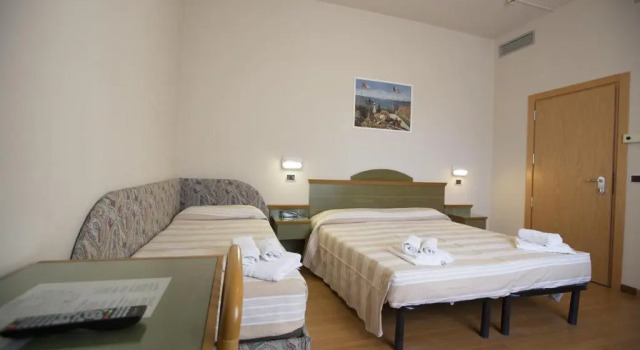 Трёхместный номер Standard Hotel Impero