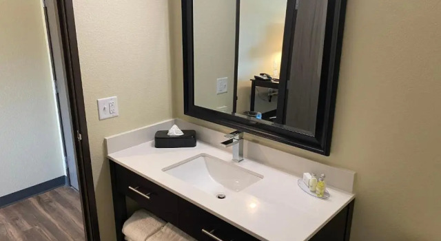 Номер Standard Cobblestone Inn & Suites - Forest City