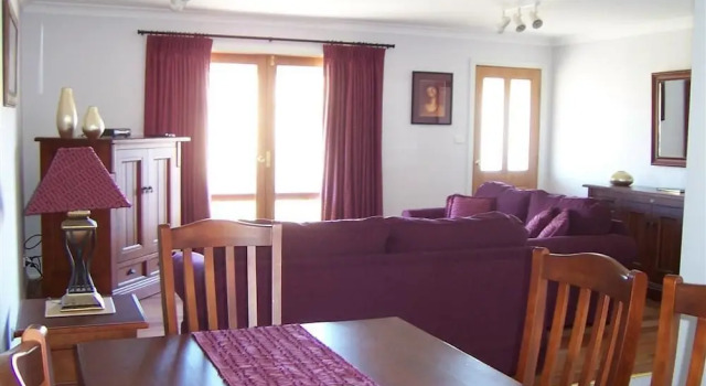 Elm Cottage Tumut, Забронировать Дом для отпуска Коттеджи Kosciuszko National Park, Коттедж