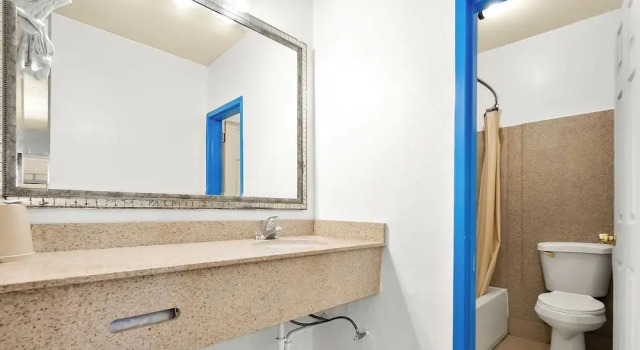Одноместный номер Standard Capitol Inn and Suites