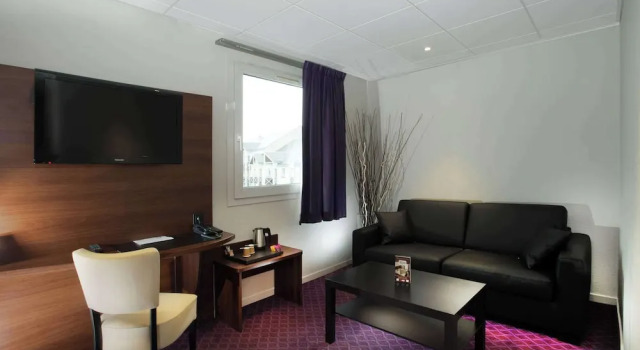 Номер Superior Brit Hotel Tours Sud - Le Cheops