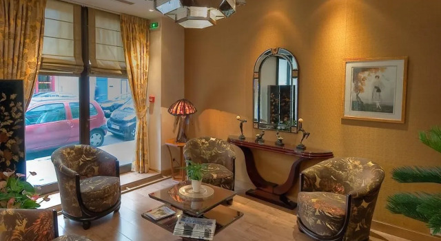 Hotel Des Champs Elysees