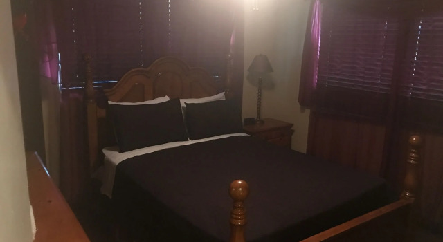 Brownstone Sea Beach, Buchen Sie Ferienwohnung Hotels in New Providence mit Parkplatz, Parkplätze