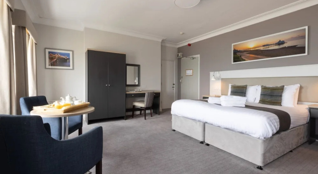 Двухместный номер Superior с видом на море The Burlington Hotel