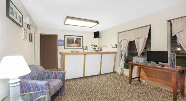 Travel Inn & Suites, Prenota Hotel Hotel economici a Kansas