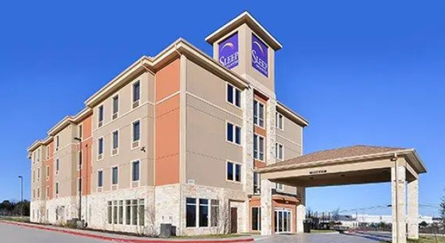 Полулюкс Sleep Inn & Suites - Austin Northeast