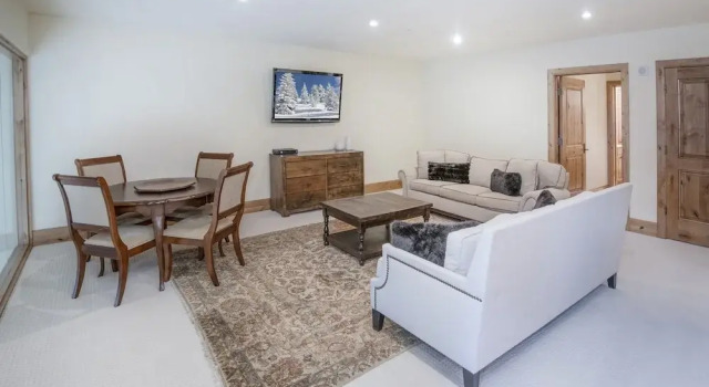 Номер Standard Vail Mountain View #402 4 Bedroom Condo