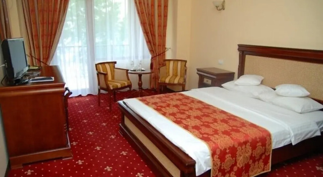 Апартаменты Standard Richmond Hotel