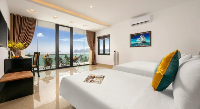 Tuan Chau Kingly Villa