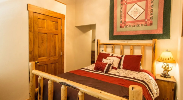 Номер Economy с 2 комнатами Marys Lake Lodge Mountain Resort and Condos