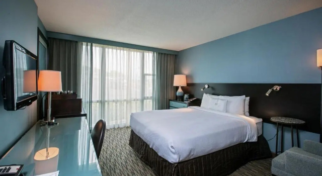 Двухместный номер Standard Crowne Plaza Hotel Glen Ellyn/Lombard by IHG