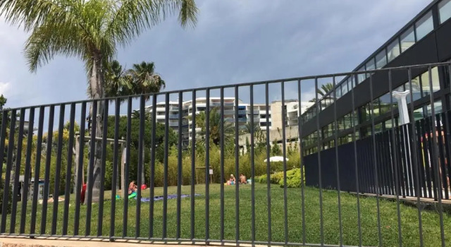 Апартаменты с 2 комнатами Appartements Cannes