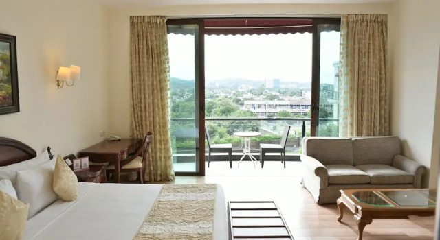 Номер Premium The BellaVista Hotel Chandigarh Panchkula