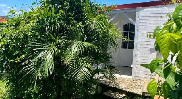 Charmant Bungalow avec piscine, Забронировать Отель Отели в центре Сент-Мари, в центре