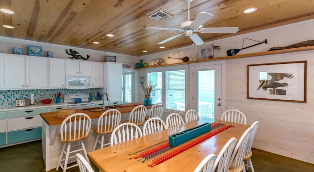 Sea La Vie 92 by RedAwning