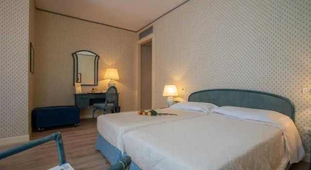 Номер Superior Grand Hotel Astoria