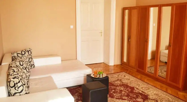 Bullock - Colorful Stay, Varaa Hotelli Budapest Budapest