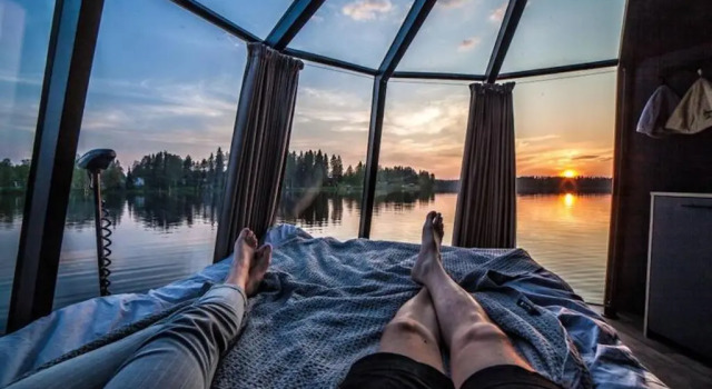 Room in Lodge - Peace & Quiet Hotel Floating Glass Room for 2 Guests Experience Northern Lights, Prenota Hotel Hotel a Lapponia Svedese con parcheggio, Parcheggio