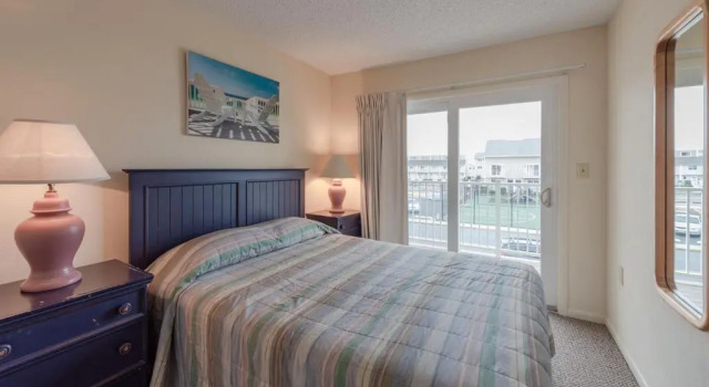 Коттедж с 3 комнатами Ocean High Condominiums