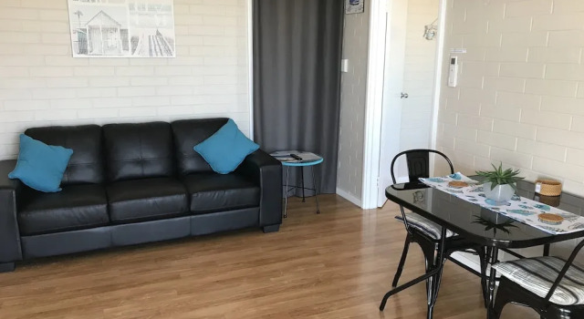 Студия Shark Bay Seafront Apartments