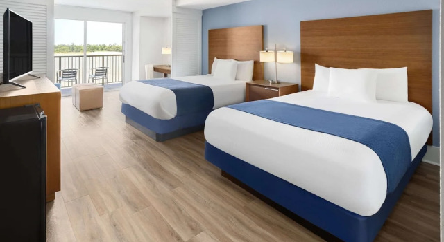 Четырёхместный номер Deluxe WaterView Casino & Hotel, Trademark Collection by Wyndham