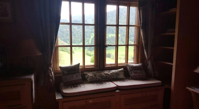 B&B de Charme Chalet La Colline, Забронировать Шале Россиньер Pays d'Enhaut