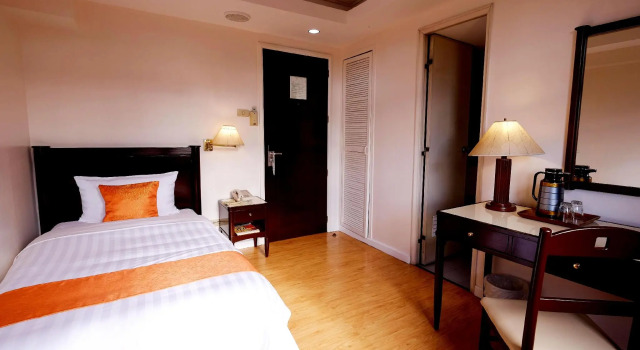 Номер Standard Harbor Town Hotel