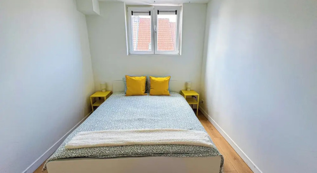 Апартаменты Cozy 1BR With Living Room Near City