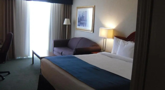 Номер Standard Quality Inn Owen Sound
