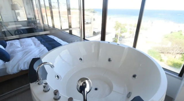 Люкс Deluxe с видом на океан FIRST STREET Okinawa Yomitan-son Oceans -SEVEN Hotels and Resorts