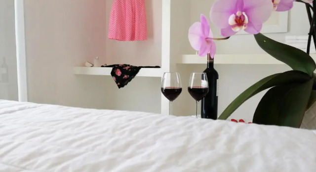Номер Deluxe Anita Rooms & Suites Milos
