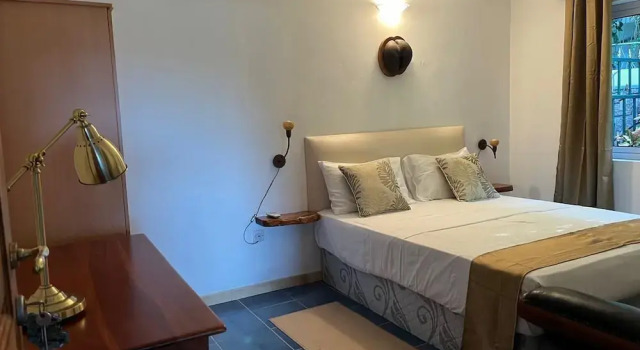 洞穴公寓式酒店, 预订 公寓 贝圣安那 普拉兰岛