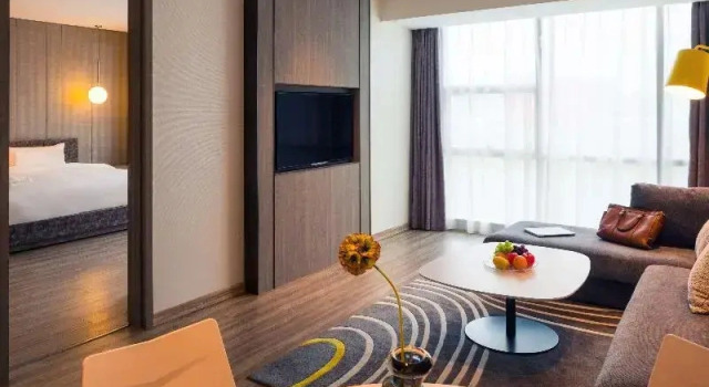 Семейный номер Standard с видом на город Mercure Shanghai Hongqiao South