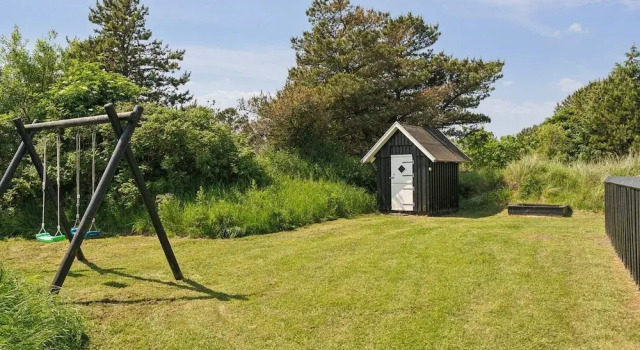 Tranquil Beach Retreat - By Traum Ferienwohnungen, Book Hotel Hoteller i Blåvand med parkering, Parkering