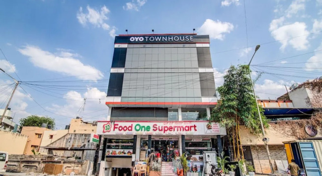 OYO Townhouse 104 Koramangala Maharaja Signal, Забронировать Отель Отели штата Карнатаки 3 звезды, 3*