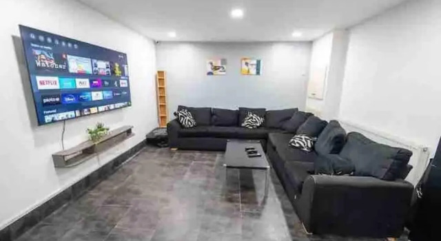 Cosy Room Walking Distance to the City, Varaa Hotelli Birmingham West Midlands