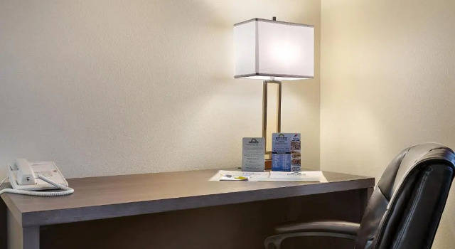 Номер Standard Days Inn by Wyndham Ellensburg