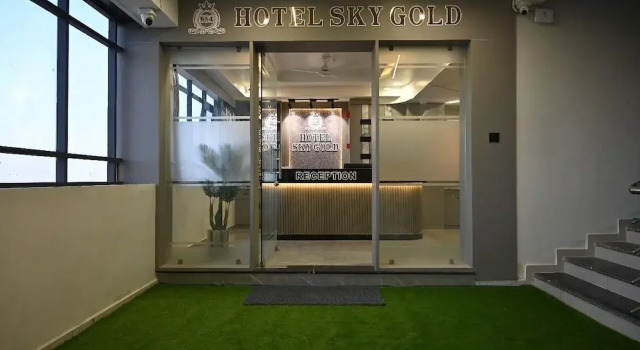 Hotel Sky Gold, Rezervovat Hotel Hotely v Gujarat s parkováním, Parkování