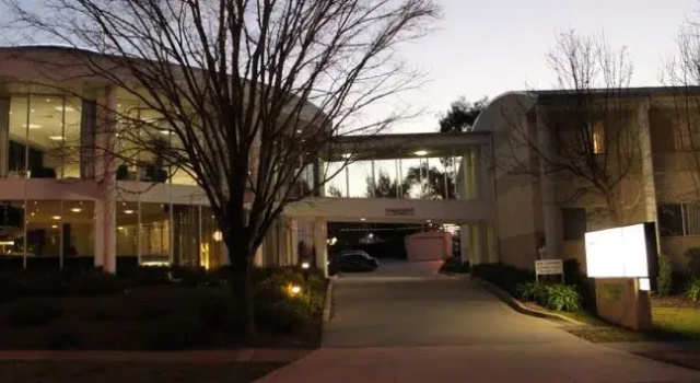 Premier Hotel & Apartments, Prenota Appartamento Belconnen New South Wales
